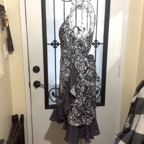 Ava wrap mini dress - Picture 2 of 9